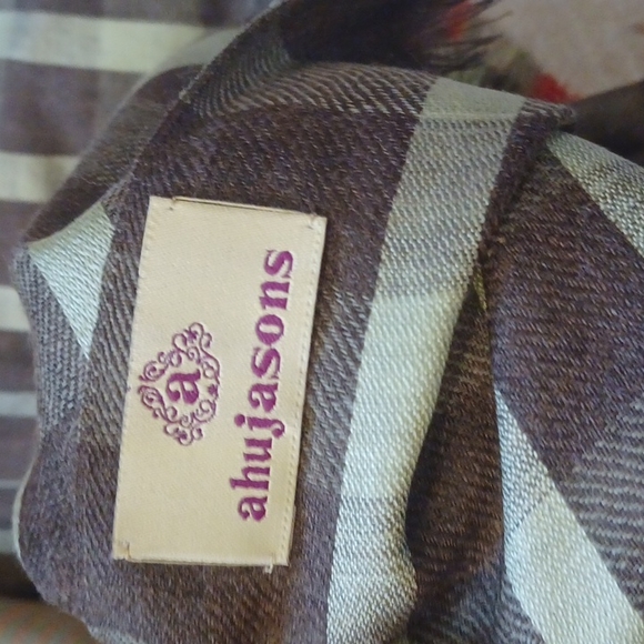 NWT Ahujasons Fashion Fringed Sage Plaid Oversized Scarf - Picture 5 of 6